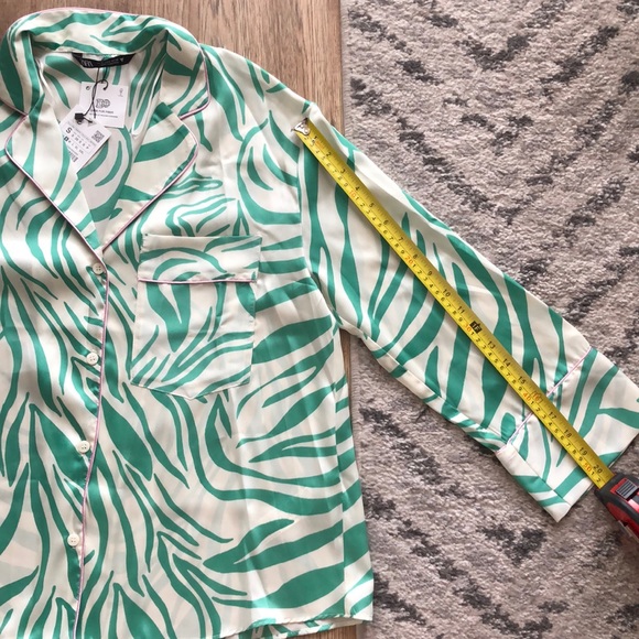 NEW!!! Zara Green&Cream Zebra Print Pajama Top - Picture 8 of 8
